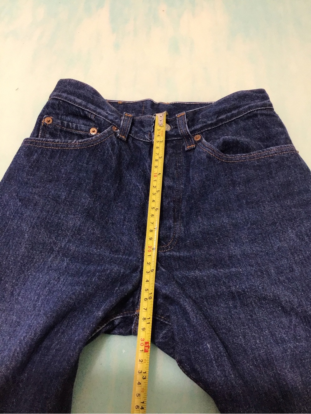 Vintage 1983 Levi’s 501 Women Dark Wash Jeans 26x32 7M Red Care Tag Made in USA - Picture 10 of 15